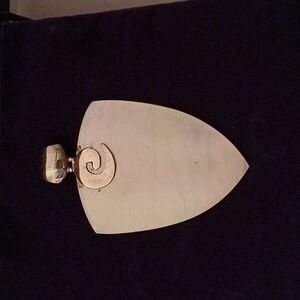 2159957-4.  MOP 925 S.Silver Pendant w/o Chain